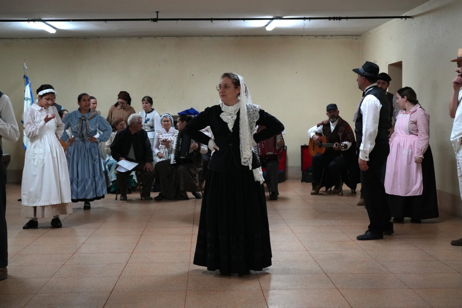 Rancho Folclórico Português - UrbietOrbi