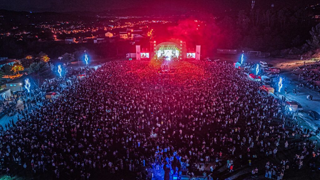 Feira de São Tiago abre com o maior número de visitantes de sempre